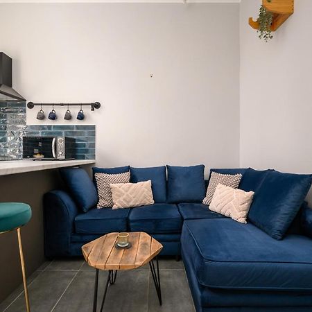Vibrant Leith Flat Apartment Edinburgh Exterior photo
